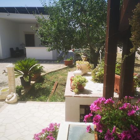 B&B Angolo Magico Парабита Экстерьер фото