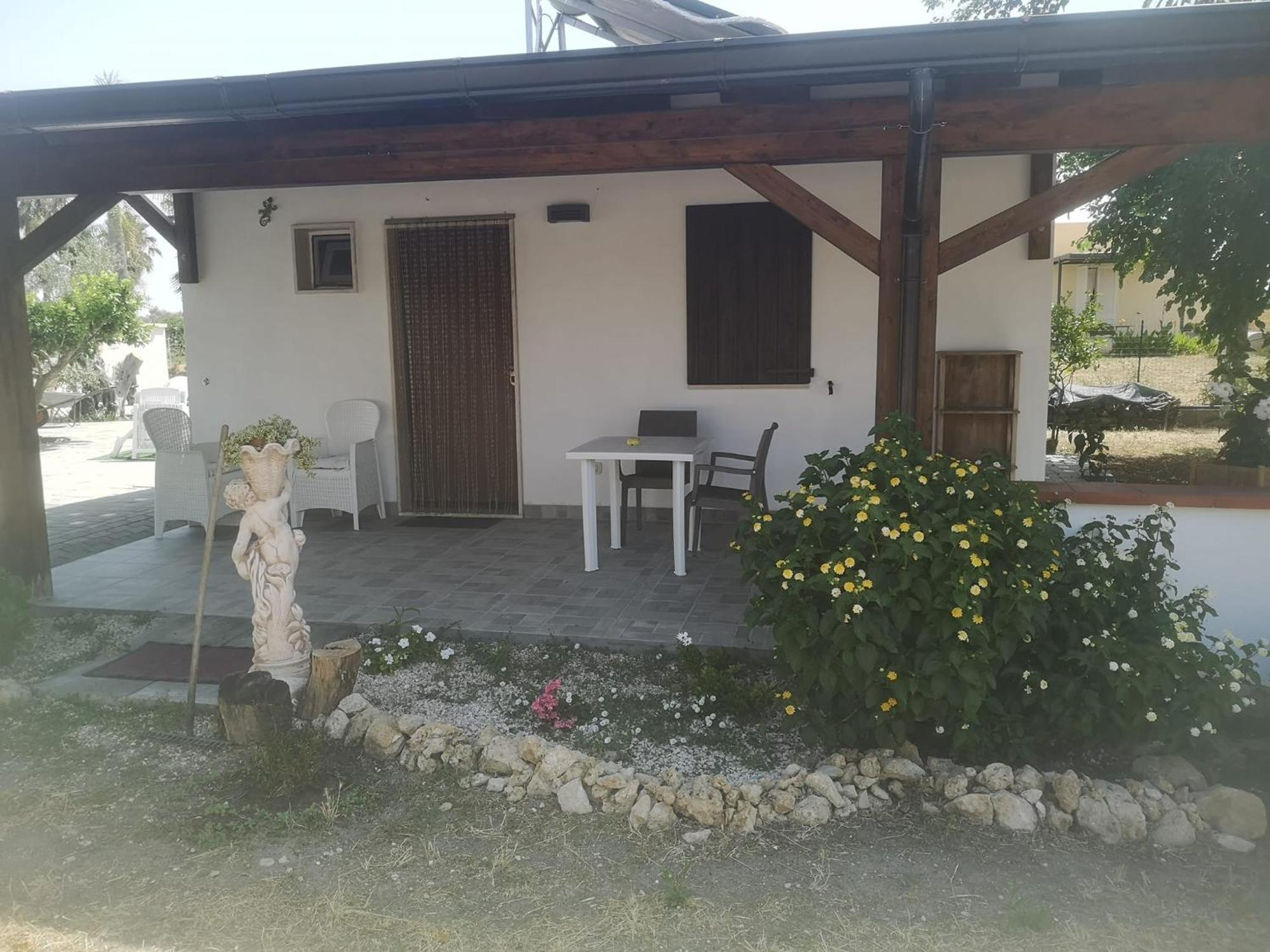 B&B Angolo Magico Парабита Экстерьер фото