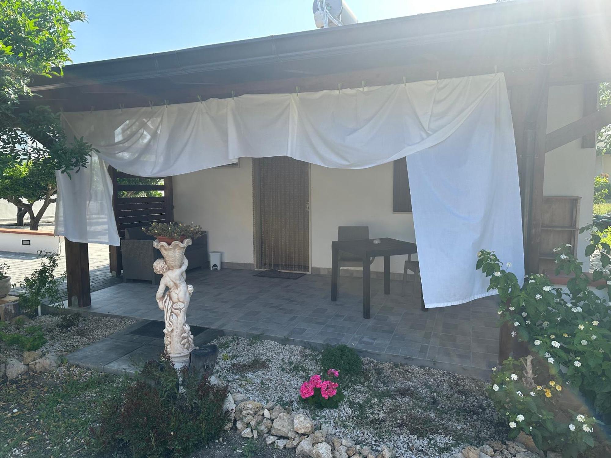 B&B Angolo Magico Парабита Экстерьер фото